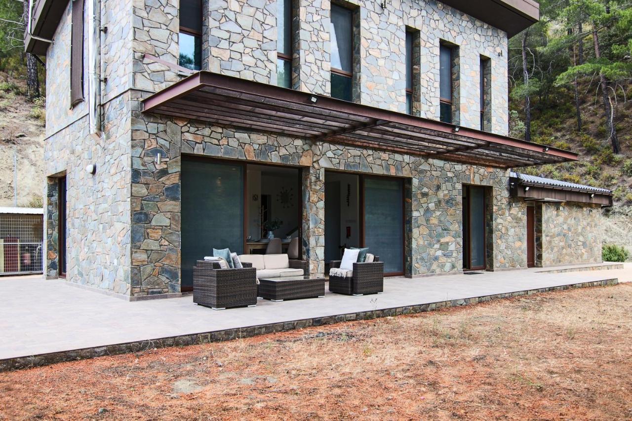 Phaedrus Living: Forest View Luxury Villa Chantara Foini Exterior photo